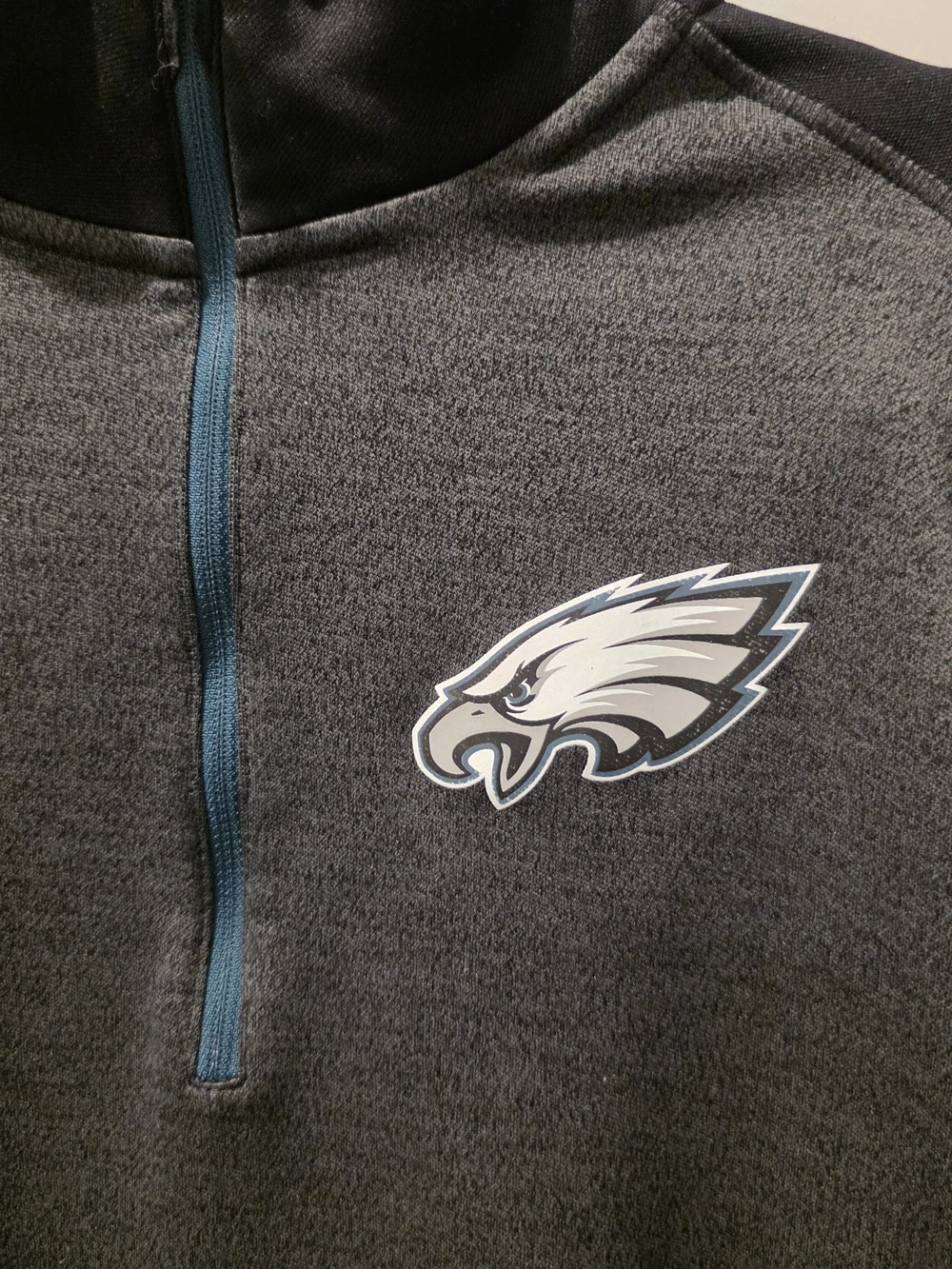 Nike Philadelphia Eagles Gray & Black Dri-FIT Quarter-Zip Pullover